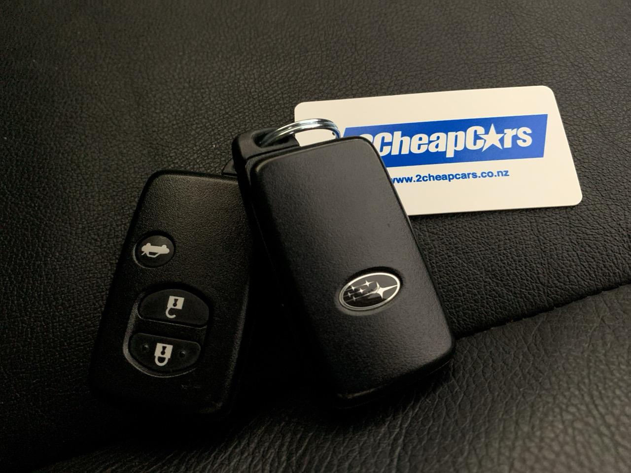 2014 Subaru XV HYBRID 2.0 L EYESIGHT AWD RV/SUV AWD + CRUISE CONTROL + POWER ADJUSTMENT SEATS