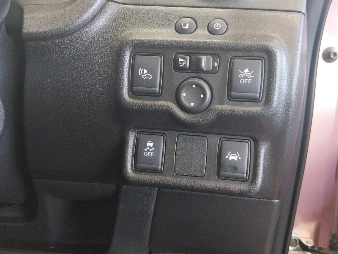 2017 Nissan Note e-power Hatchback LOW KM + PUSH BUTTON START + AUTO LIGHTS