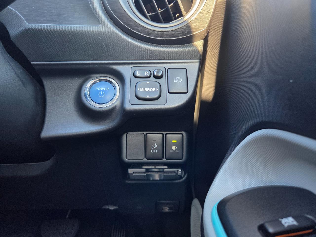 2013 Toyota Aqua S Hatchback SMART KEY + HEATED SEATS + GREAT FUEL EFFICIENCY