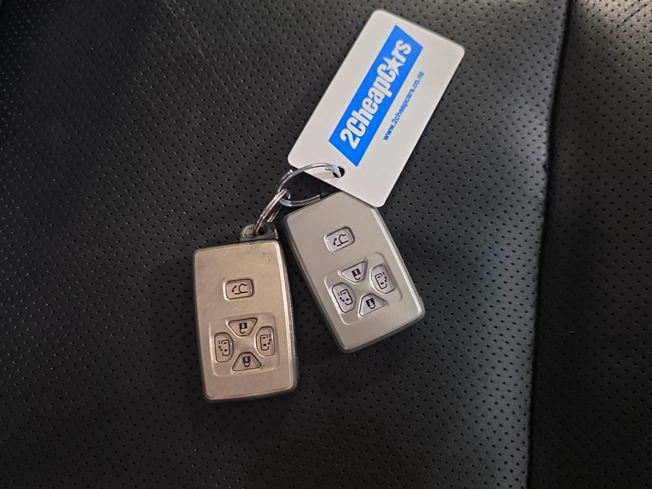 2012 Toyota Vellfire 2.4 ZG Edition People Mover 360 DEGREE CAMERA + POWER SLIDING DOOR + BODY KITS