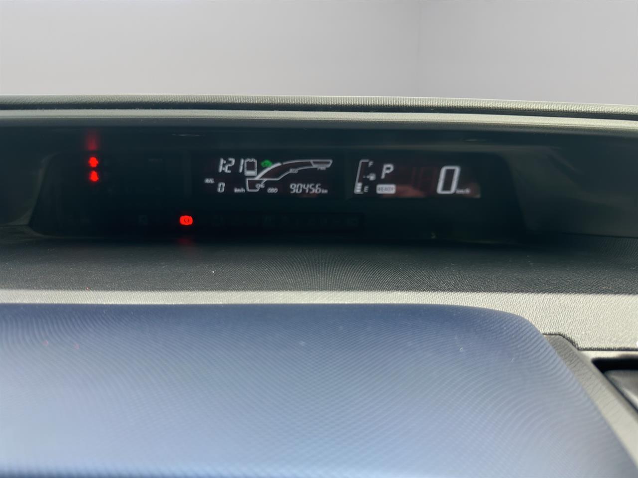 2014 Toyota Aqua G Hatchback PUSH SRART + REVESING CAMERA + KEYLESS ENTRY