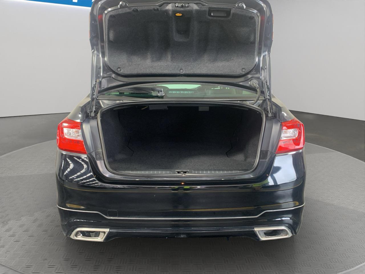 2015 Subaru Legacy B4 New Shape Sedan AWD + EYE SIGHT SYSTEM + REVESING CAMERA