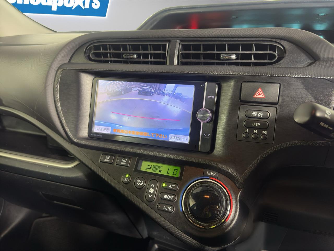 2014 Toyota Aqua G Balck Soft Leather Selection Hatchback REVESING CAMERA + PUSH SRART + AUTO LIGHTS