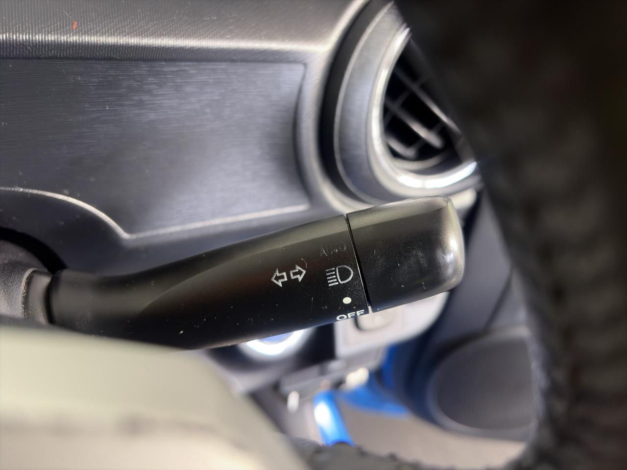 2014 Toyota Aqua G Balck Soft Leather Selection Hatchback REVESING CAMERA + PUSH SRART + AUTO LIGHTS