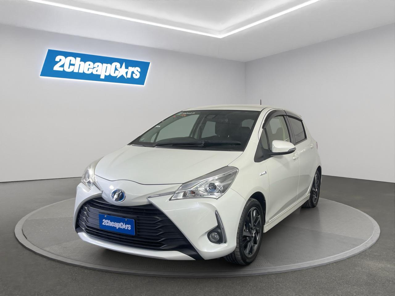 2017 Toyota Vitz YARIS HYBRID Hatchback