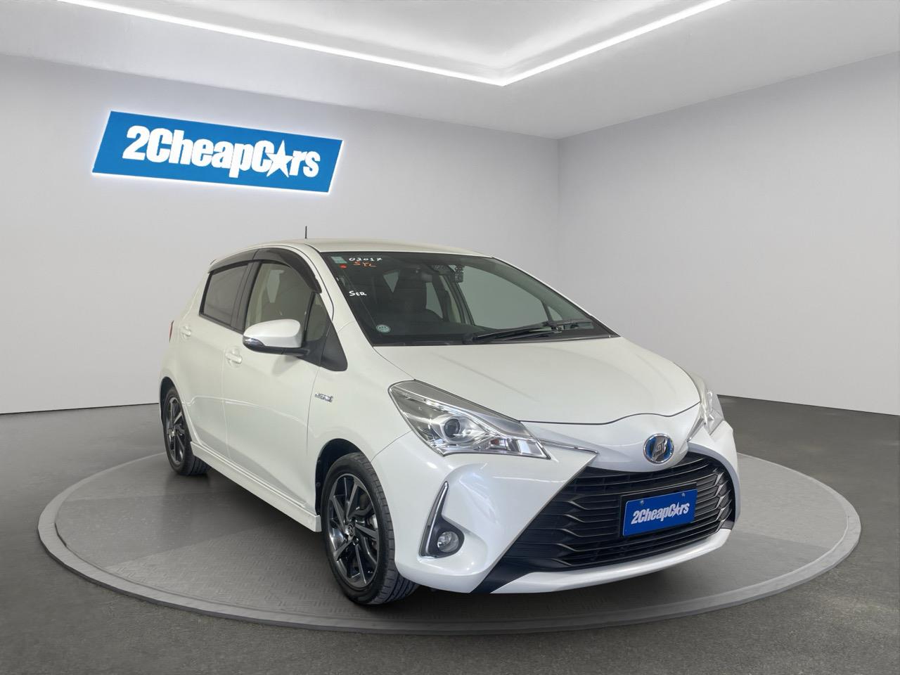 2017 Toyota Vitz YARIS HYBRID Hatchback REVERSING CAMERA + AUTO LIGHTS + HEATED SEATS
