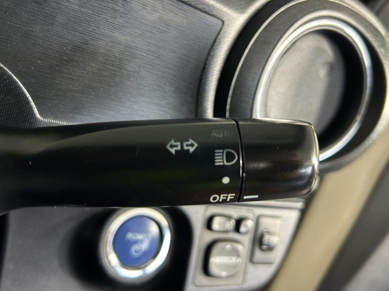 2012 Toyota Aqua S Hatchback PUSH BUTTON START + REVERSING CAMERA + AUTO LIGHTS