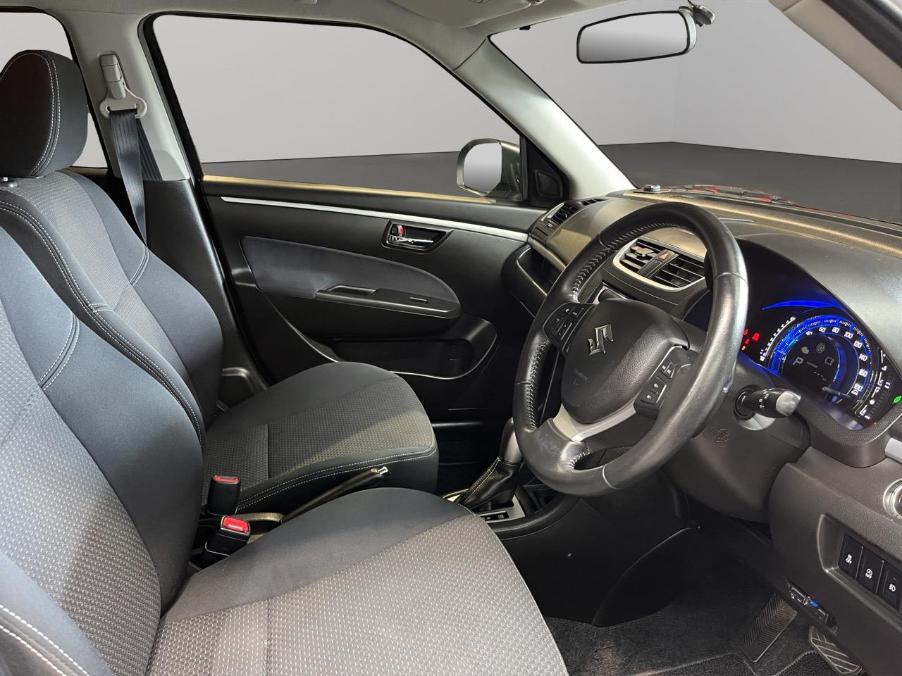 2015 Suzuki Swift RS  SEE US FOR FINANCE! BUY NOW PAY IN 6 MONTHS!*