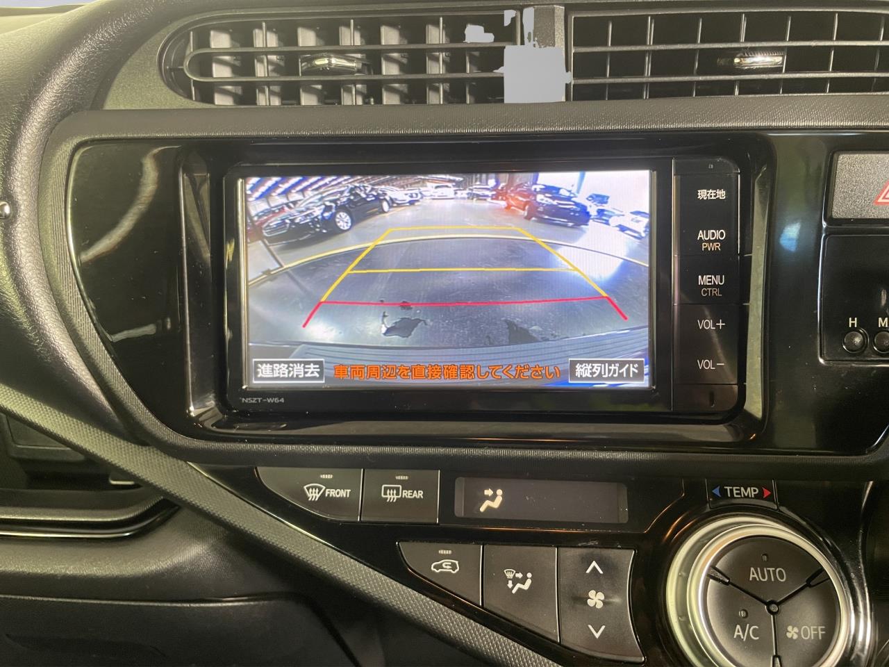 2015 Toyota Aqua Facelift Model G Black Soft Leather Selection Hatchback REVERSING CAMERA + SMART KEY + AUTO LIGHTS