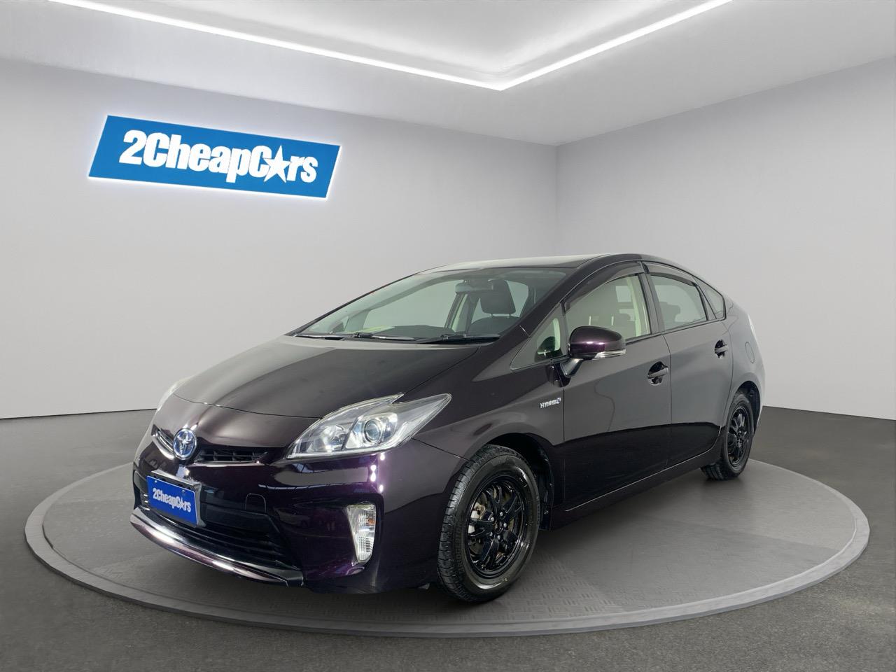 2015 Toyota Prius Hybrid Hatchback