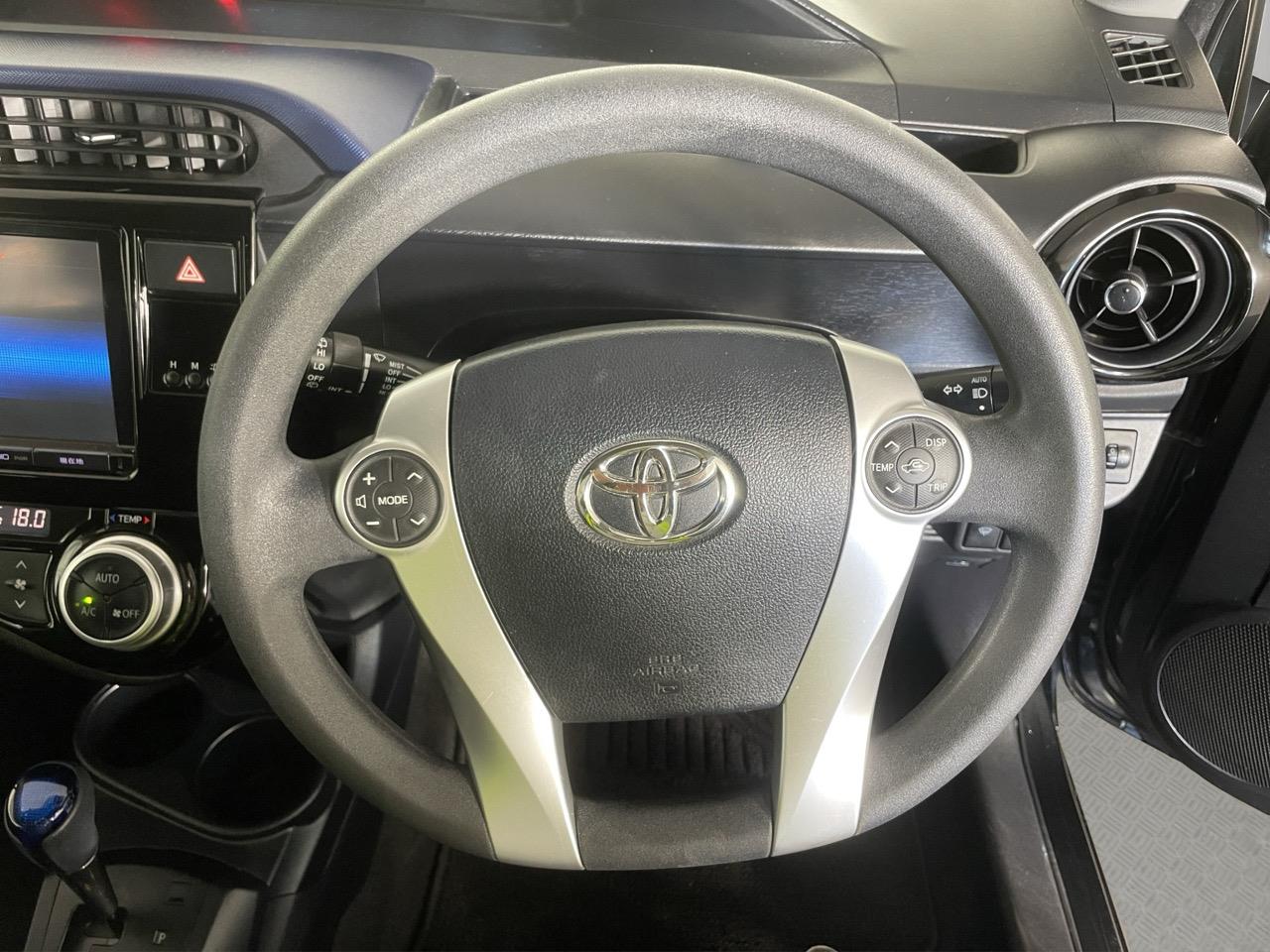 2015 Toyota Aqua Facelift Model S Hatchback REVERSING CAMERA + AUTO LIGHTS + PUSH BUTTON START