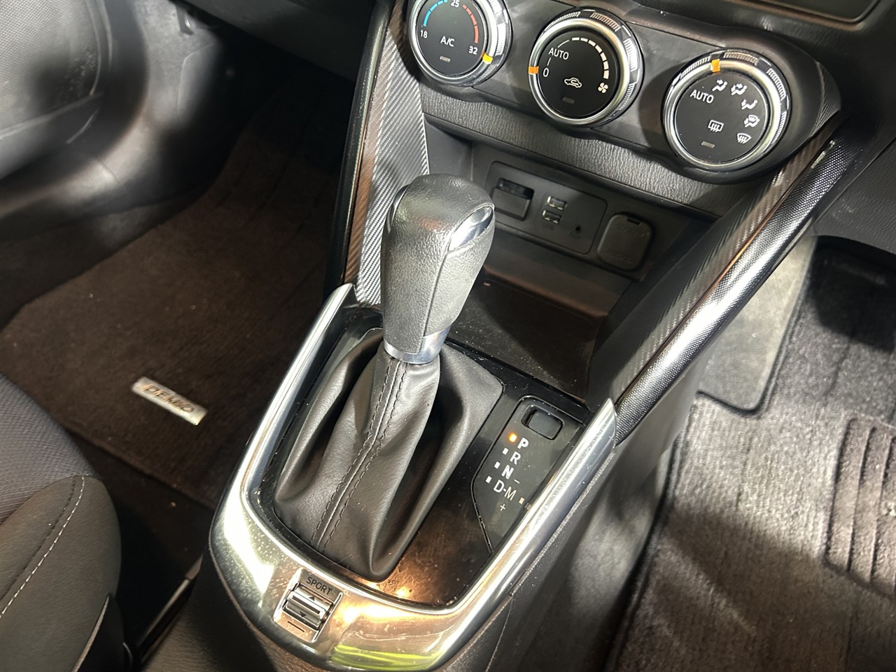 2014 Mazda Demio 2 New Shape Skyactive Hatchback PUSH START + AUTO LIGHTS