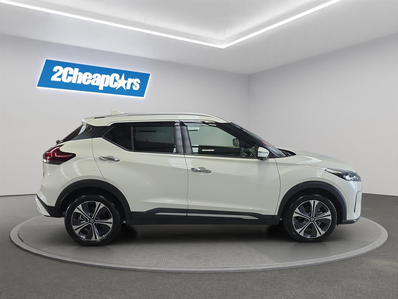 2020 Nissan Kicks E-Power RV/SUV CRUISE CONTROL + 360 DEGREE CAMERA + HEATED SEATS