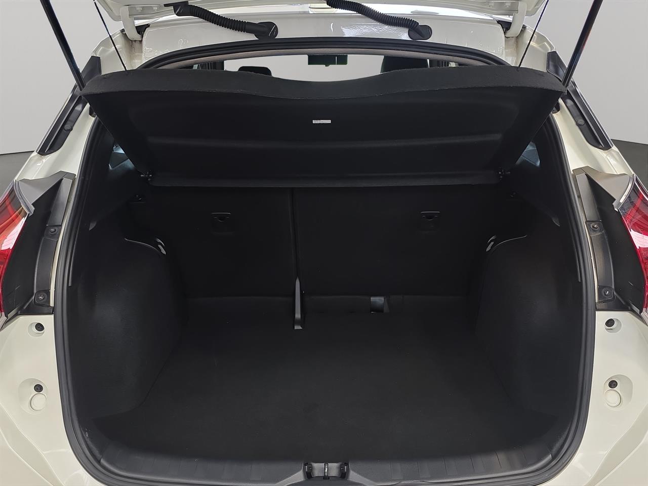 2020 Nissan Kicks E-Power RV/SUV CRUISE CONTROL + 360 DEGREE CAMERA + HEATED SEATS