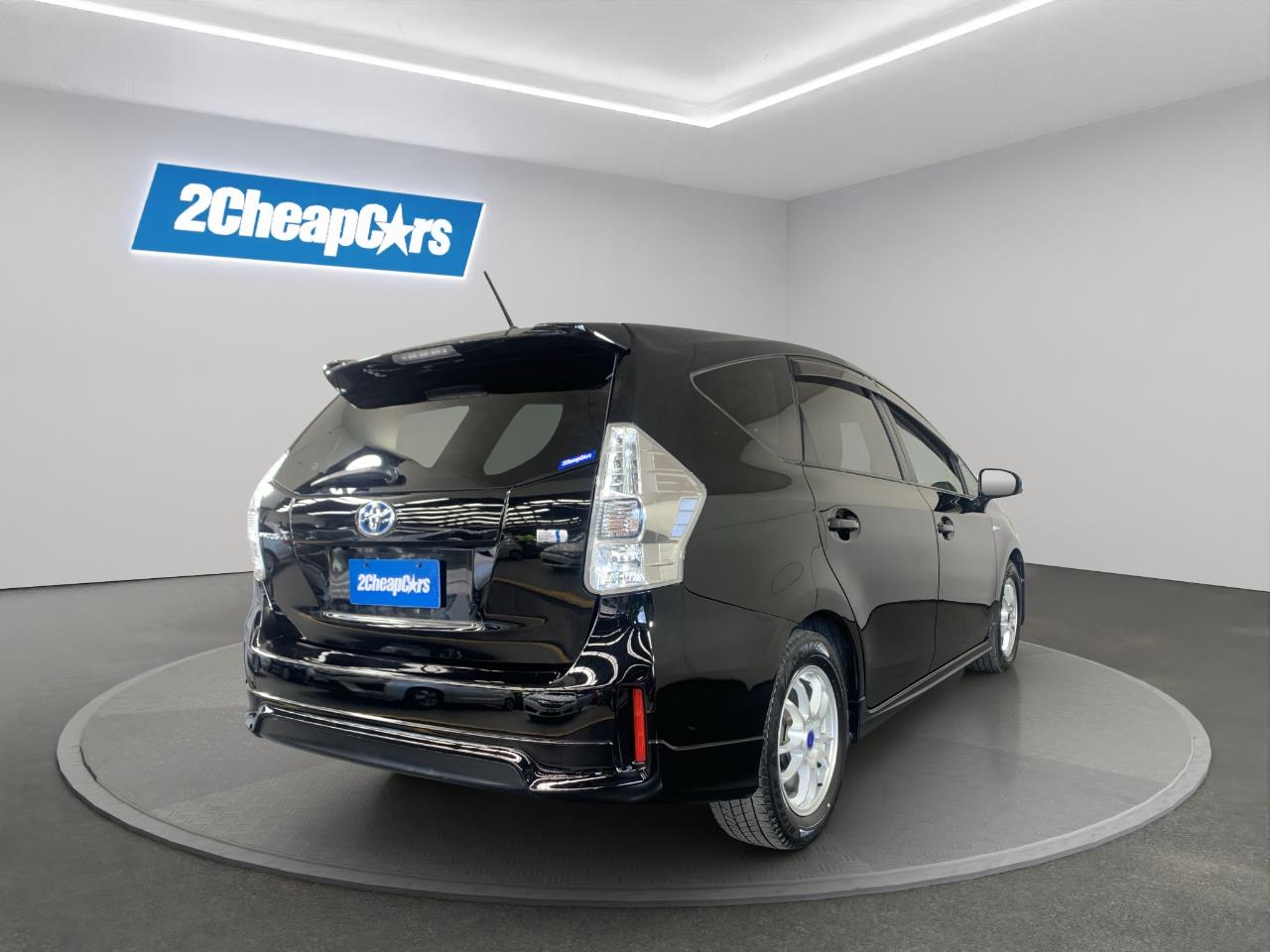 2012 Toyota Prius Alpha S 7 Seaters People Mover PUSH START + REVERSING CAMERA + AUTO LIGHTS