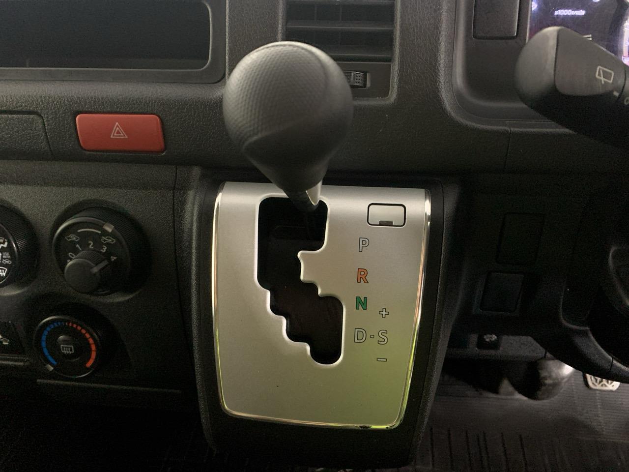 2019 Toyota Hiace DX Van DIESEL + FIVE DOORS