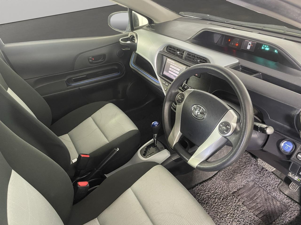 2013 Toyota Aqua S Hatchback REVERSING CAMERA + AUTO LIGHTS + PUSH BUTTON START