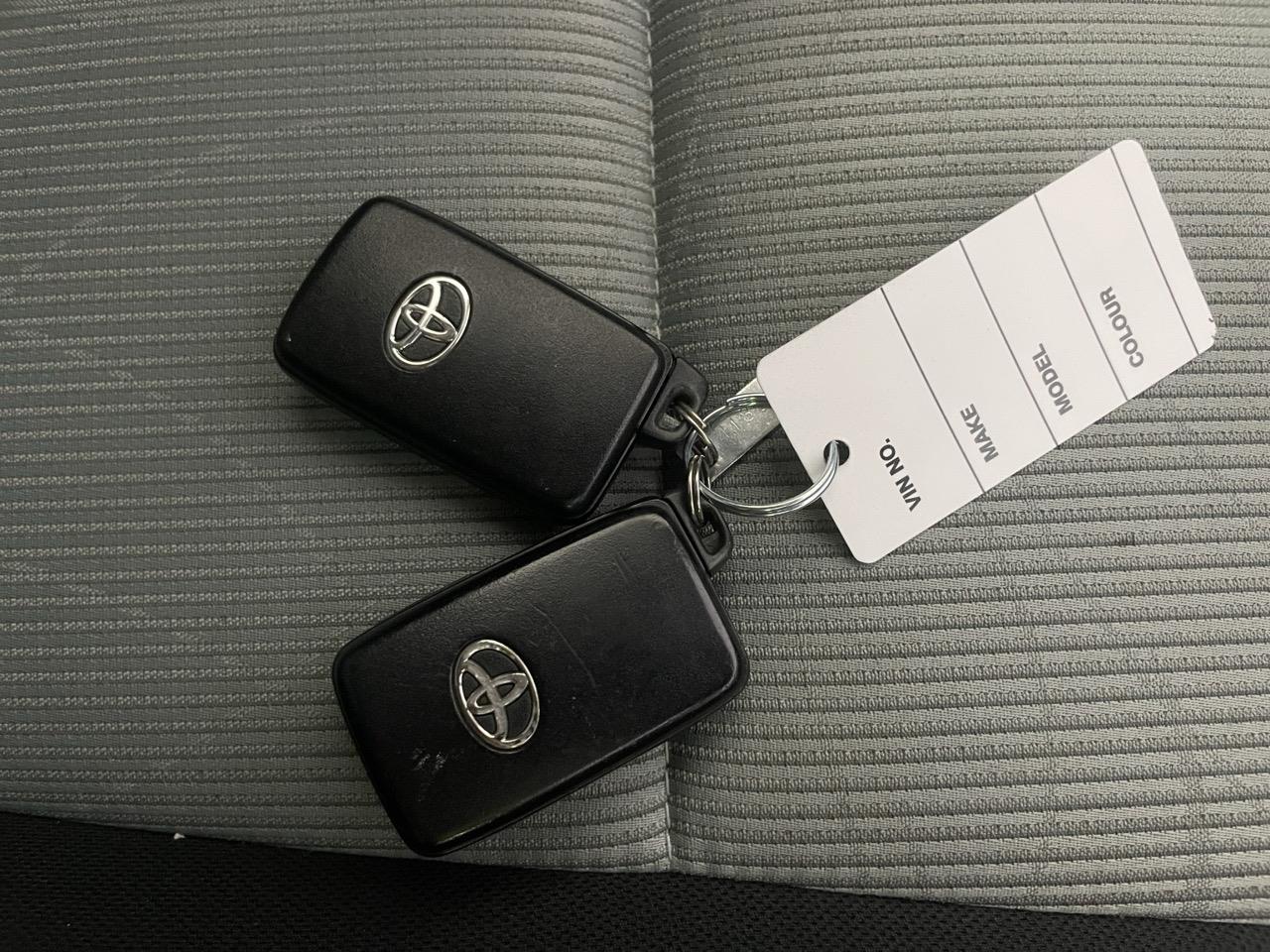 2013 Toyota Aqua S Hatchback REVERSING CAMERA + AUTO LIGHTS + PUSH BUTTON START