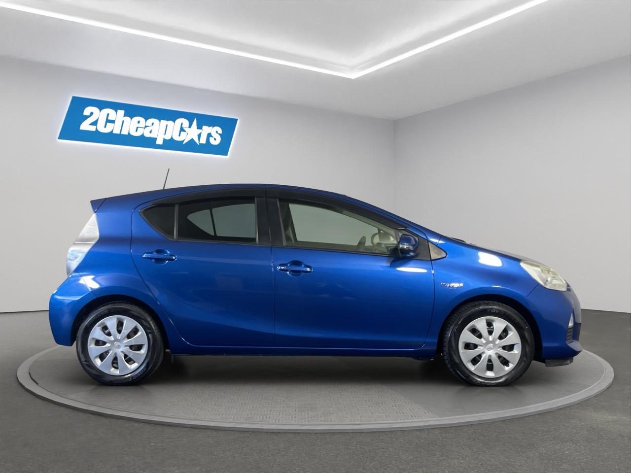 2013 Toyota Aqua S Hatchback REVERSING CAMERA + AUTO LIGHTS + PUSH BUTTON START