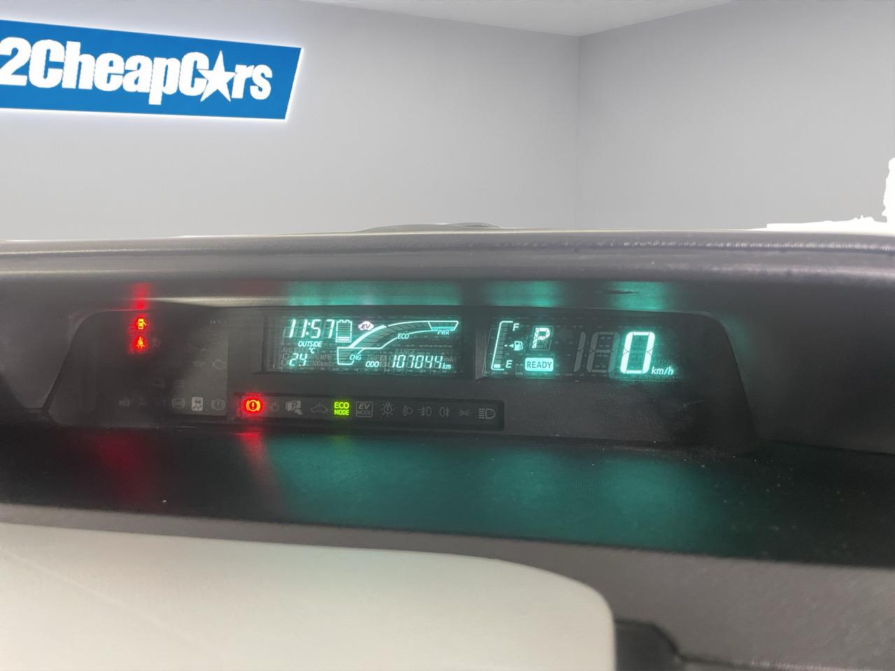 2013 Toyota Aqua S Hatchback REVERSING CAMERA + AUTO LIGHTS + PUSH BUTTON START