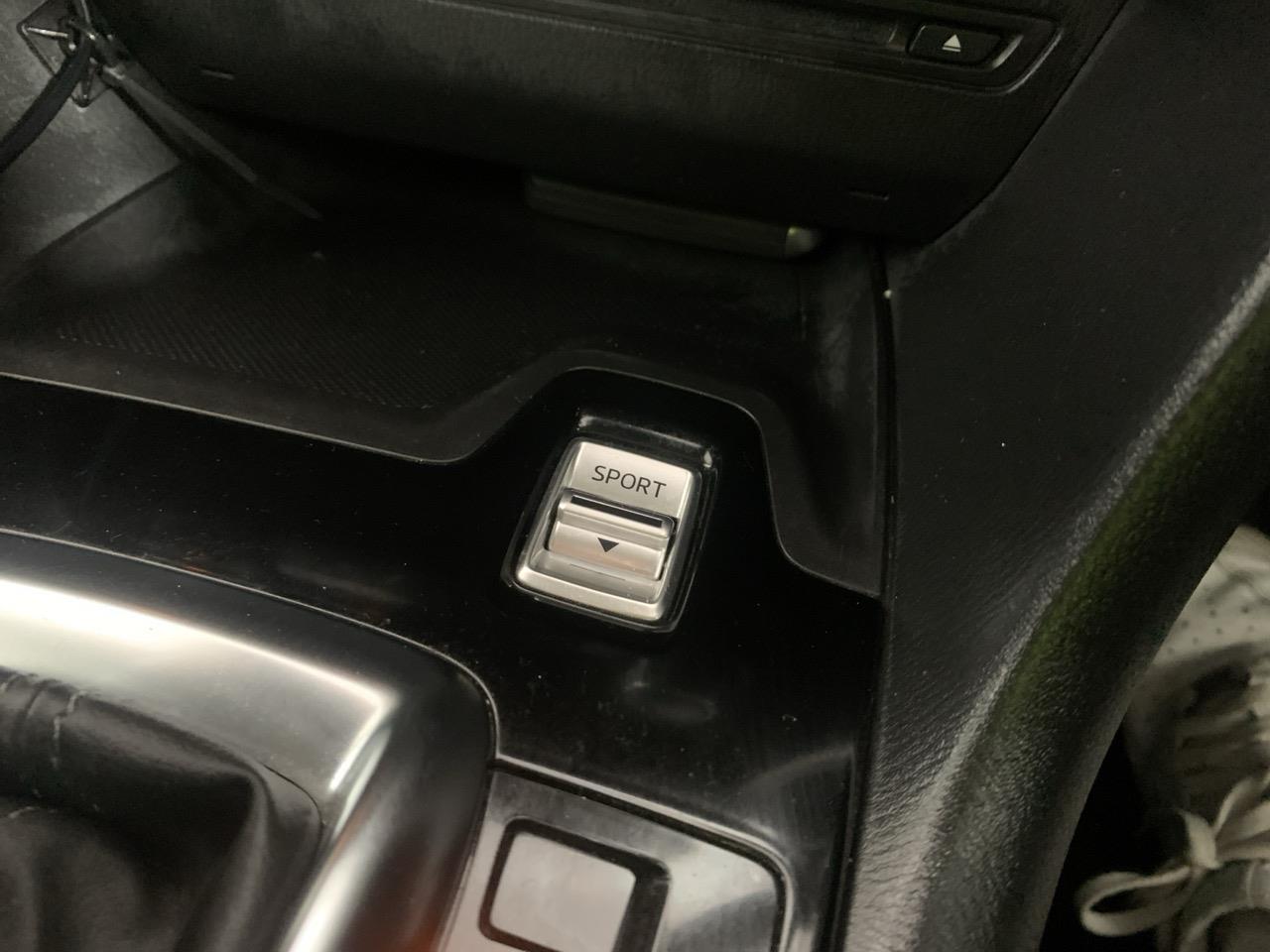 2016 Mazda Axela 3 1.5S New Shape Hatchback LOW KM + HEAD-UP DISPLAY + CRUISE CONTROL