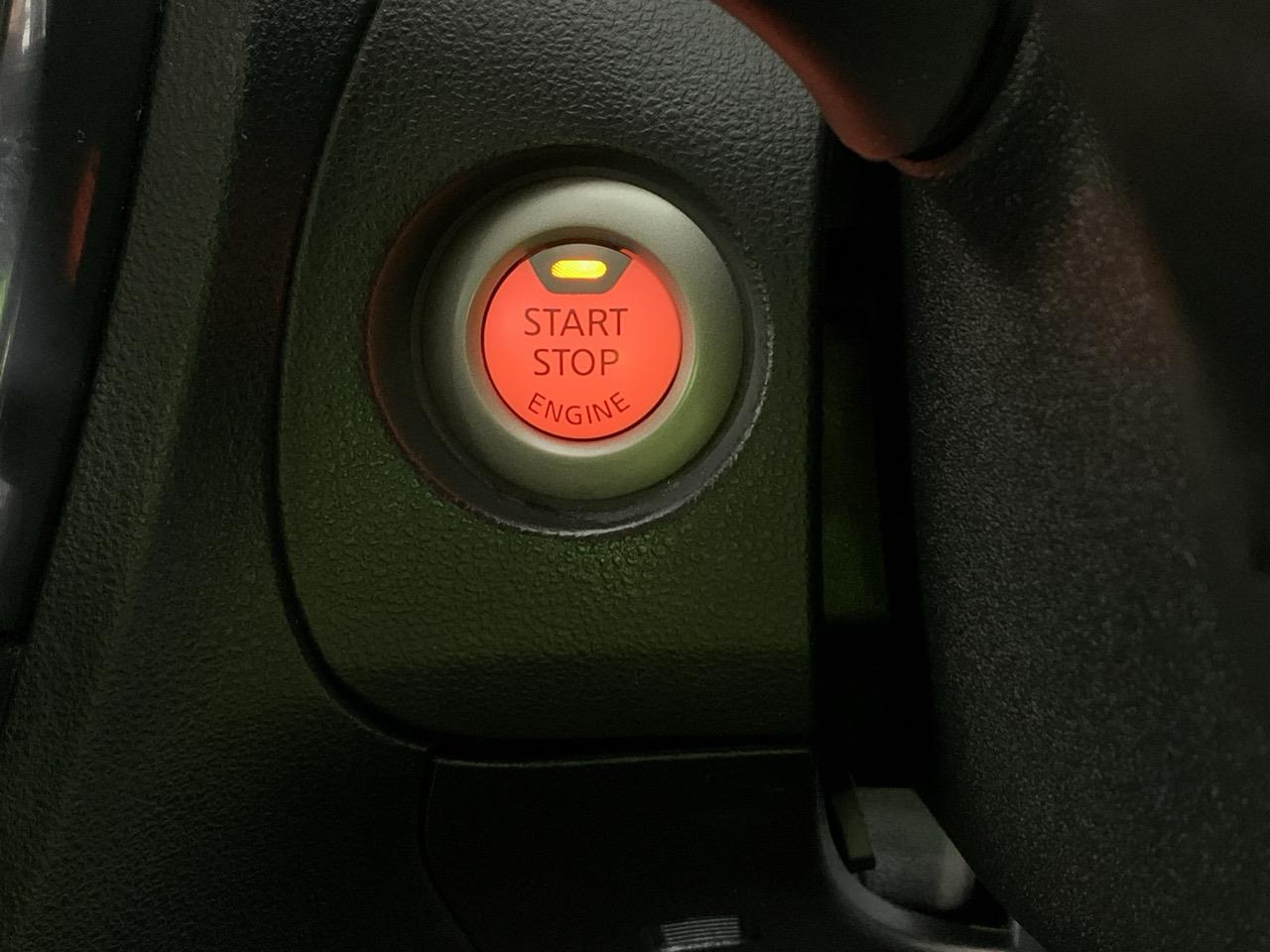 2014 Nissan Juke 15RX Type V RV/SUV LOW KM + PUSH BUTTON START + AUTO LIGHTS