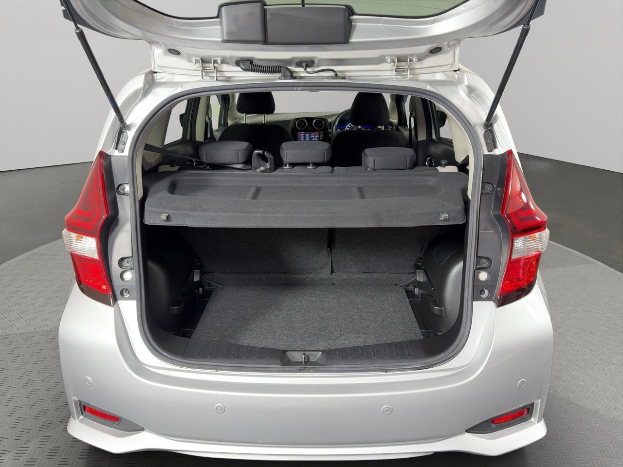 2020 Nissan Note e-power Hatchback REVERSING CAMERA + PUSH BUTTON START + AUTO LIGHTS