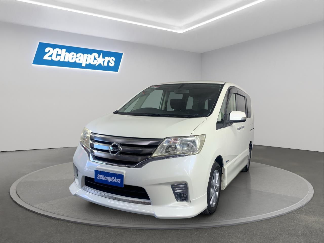 2013 Nissan Serena HGHWAY STAR HYBRID People Mover