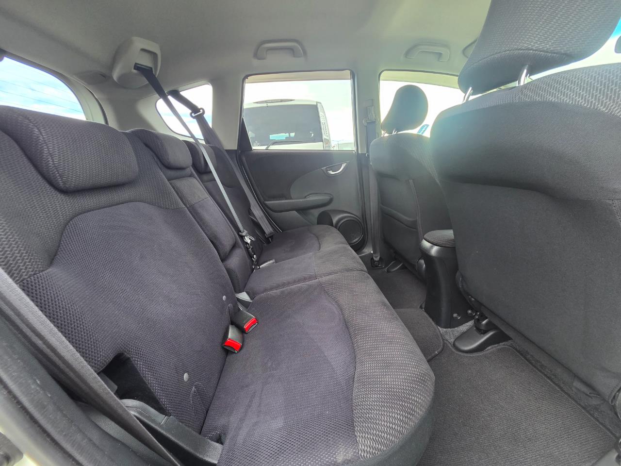 2012 Honda Fit Jazz Hybrid Hatchback CRUISE CONTROL + PADDLE SHIFT + REVERSING CAMERA