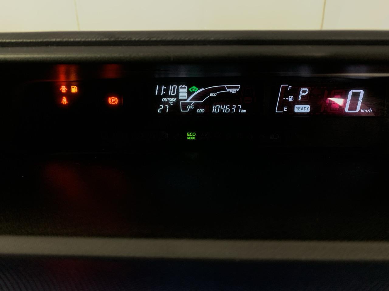 2015 Toyota Aqua Facelift Model S Hatchback PUSH BUTTON START + AUTO LIGHTS