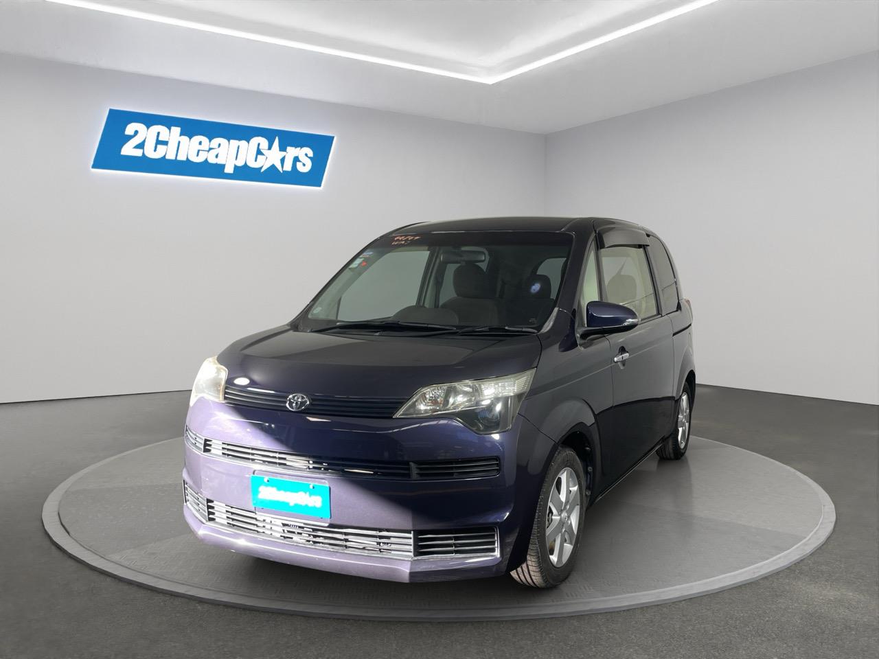 2013 Toyota SPADE G Hatchback