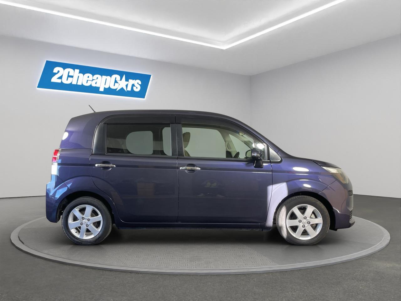 2013 Toyota SPADE G Hatchback HEATED SEAT + AUTO LIGHTS + PUSH START