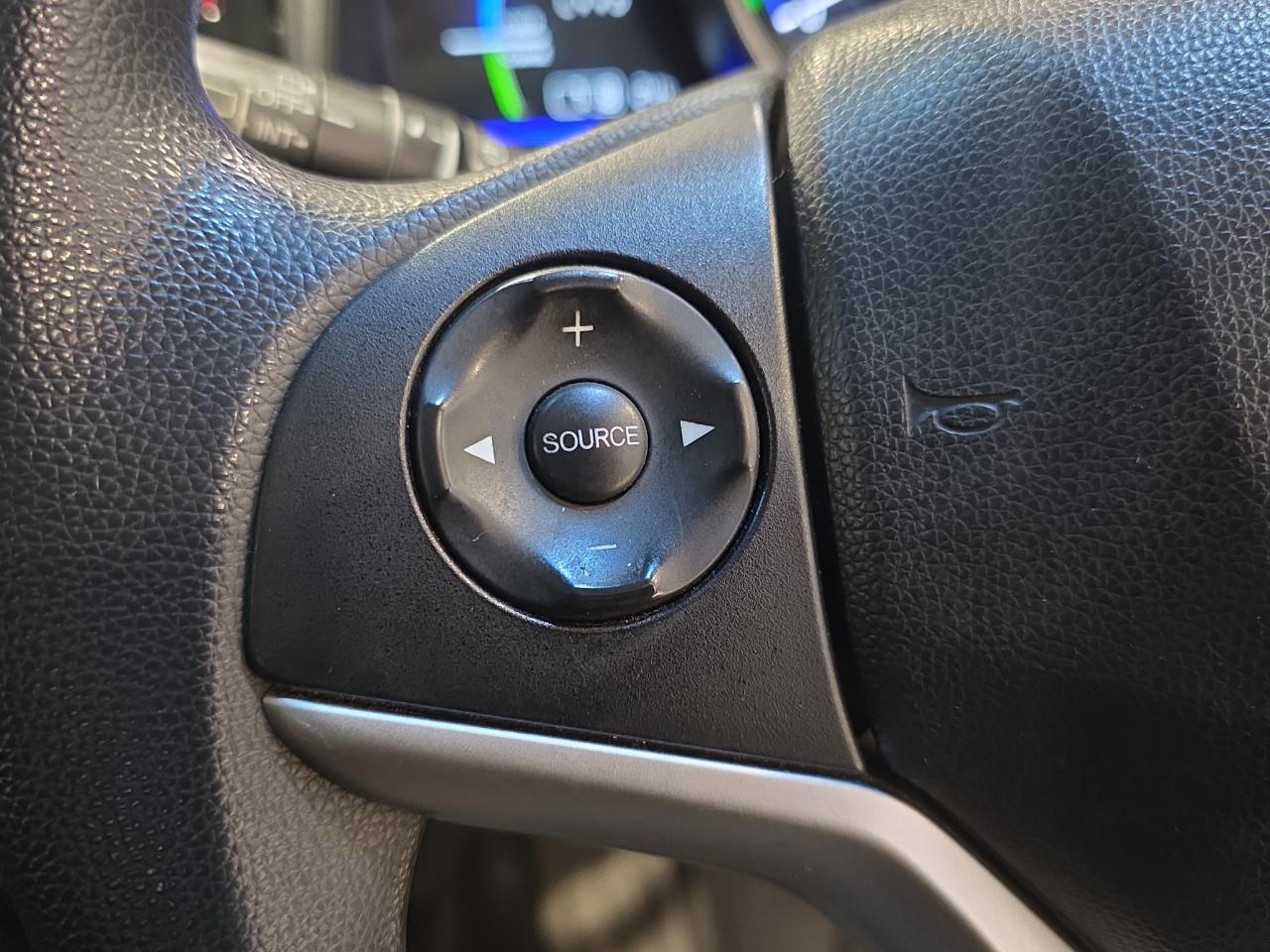 2014 Honda Fit Jazz Hybrid New Shape Hatchback REVERSING CAMERA + PUSH BUTTON START