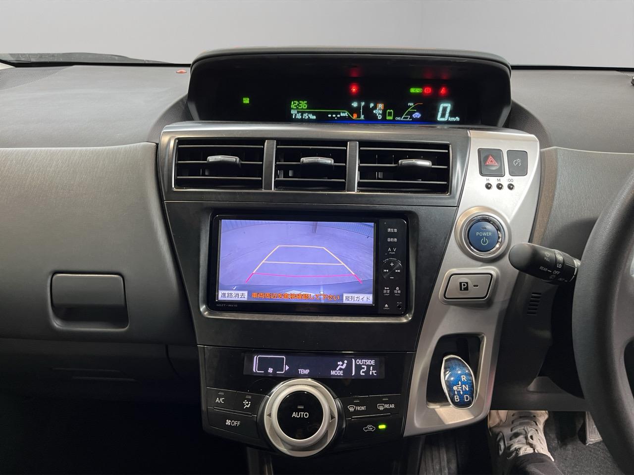 2012 Toyota Prius Alpha S Station Wagon REVERSING CAMERA + SMART KEY + MAG WHEEL