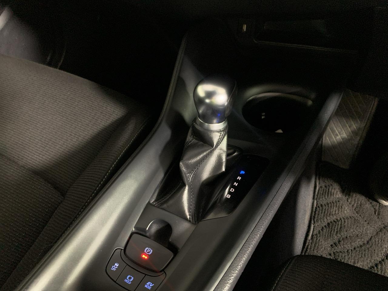 2018 Toyota C-HR S LED EDITION RV/SUV CRUISE CONTROL + REVERSING CAMERA