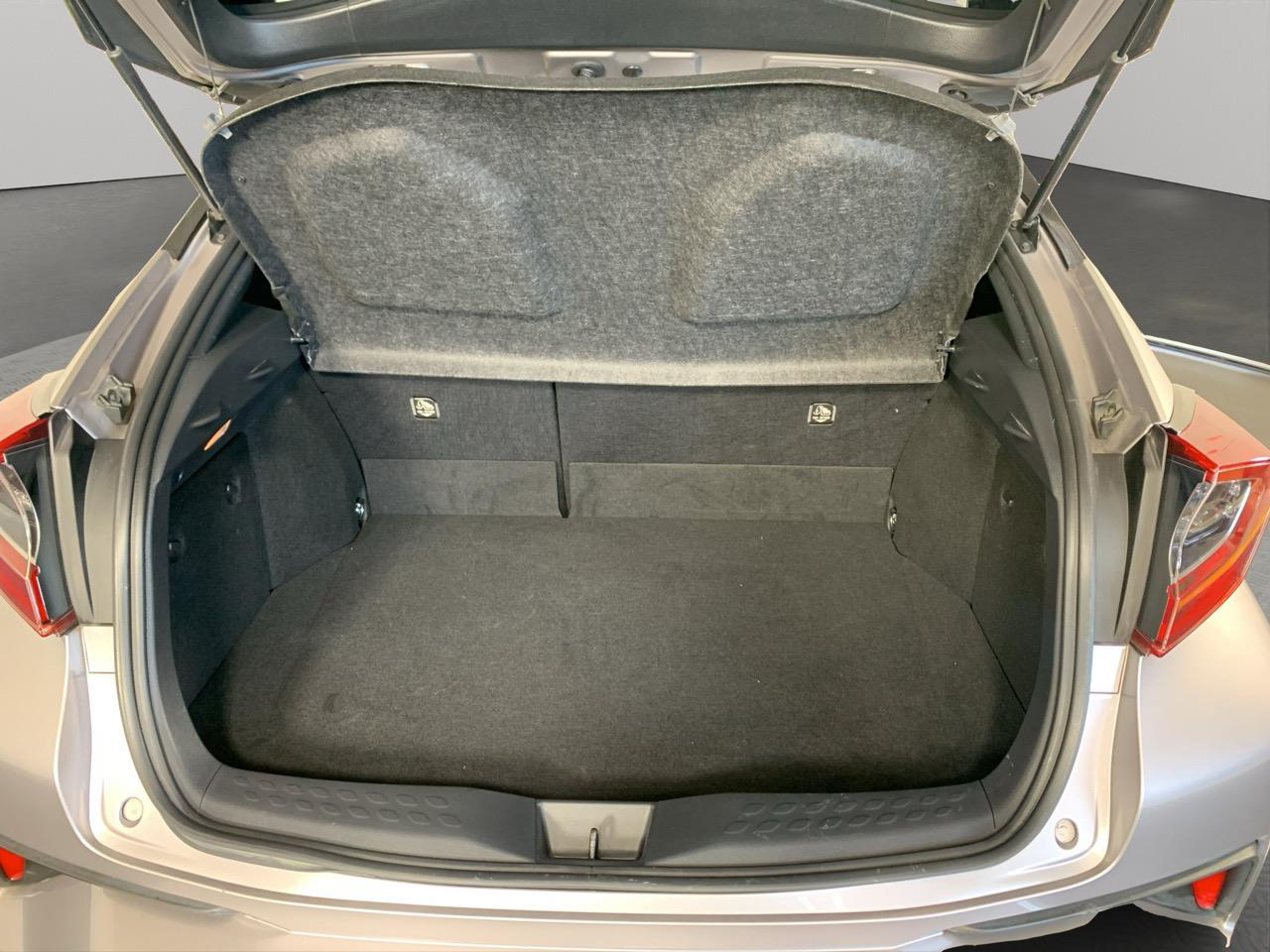 2018 Toyota C-HR S LED EDITION RV/SUV CRUISE CONTROL + REVERSING CAMERA