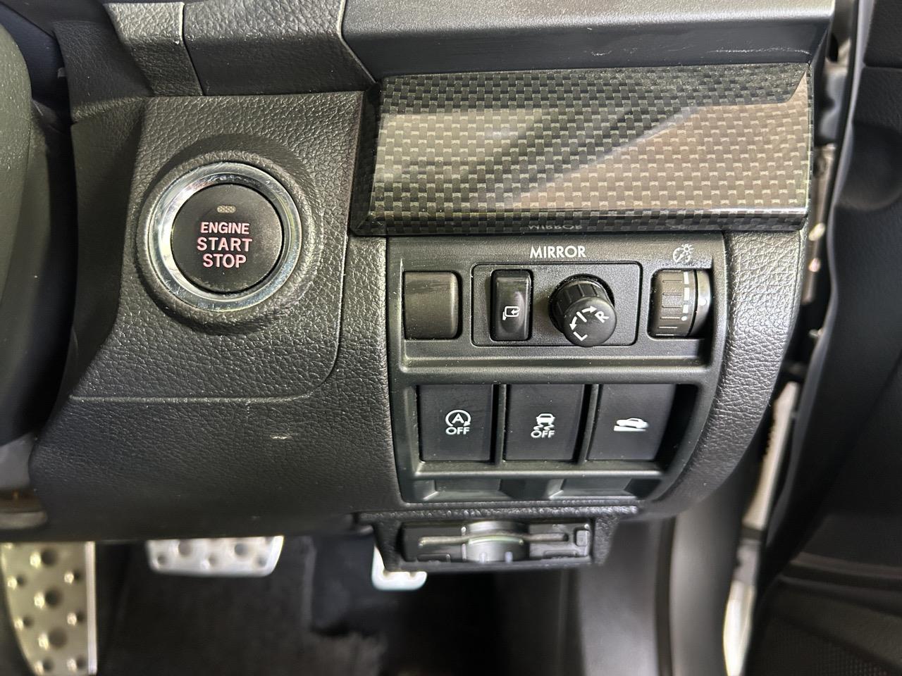 2013 Subaru Legacy Eyesight AWD Station Wagon AWD + EYESIGHT SYSTEM + REVERSING CAMERA