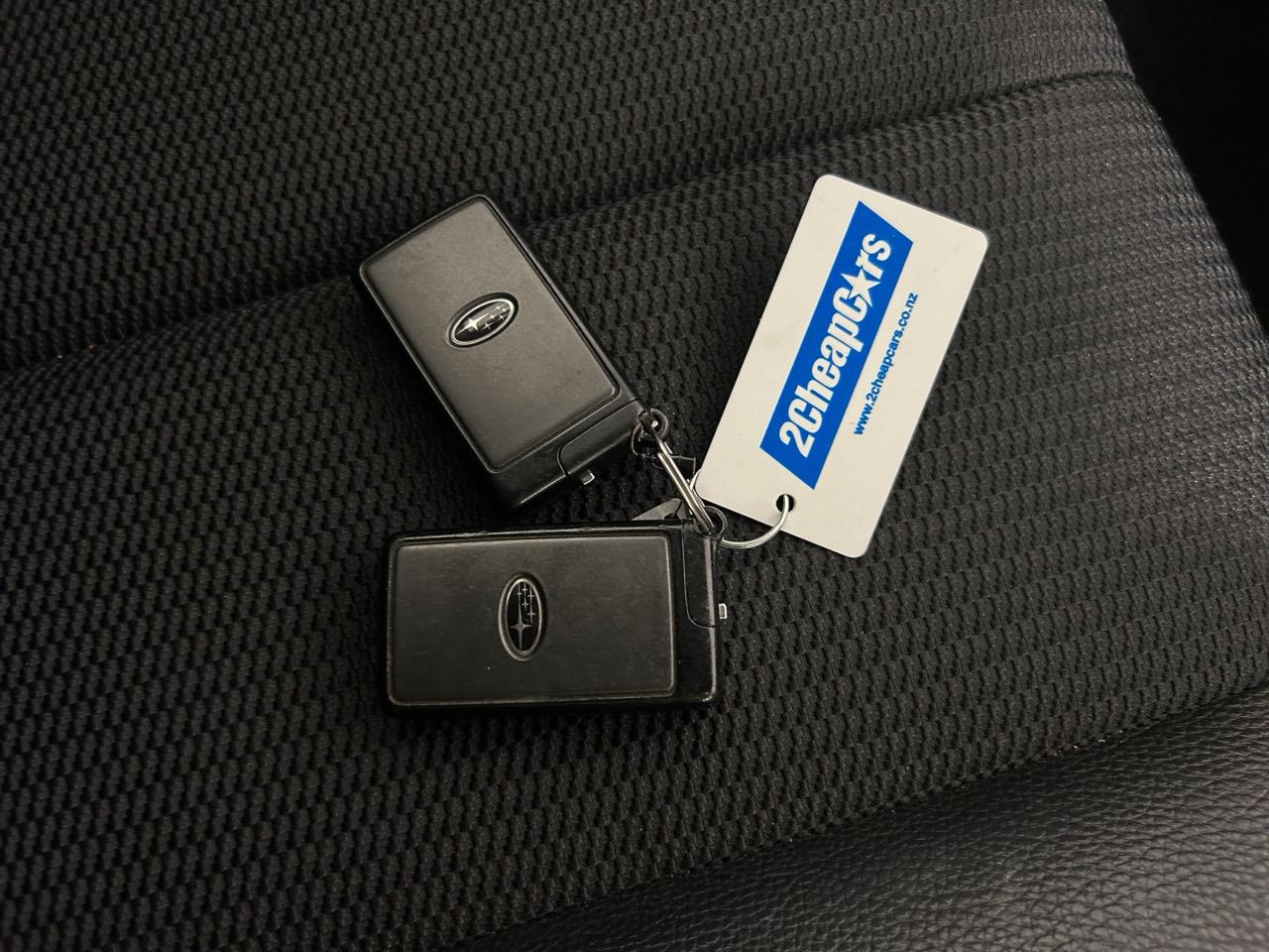 2013 Subaru Legacy Eyesight AWD Station Wagon AWD + EYESIGHT SYSTEM + REVERSING CAMERA