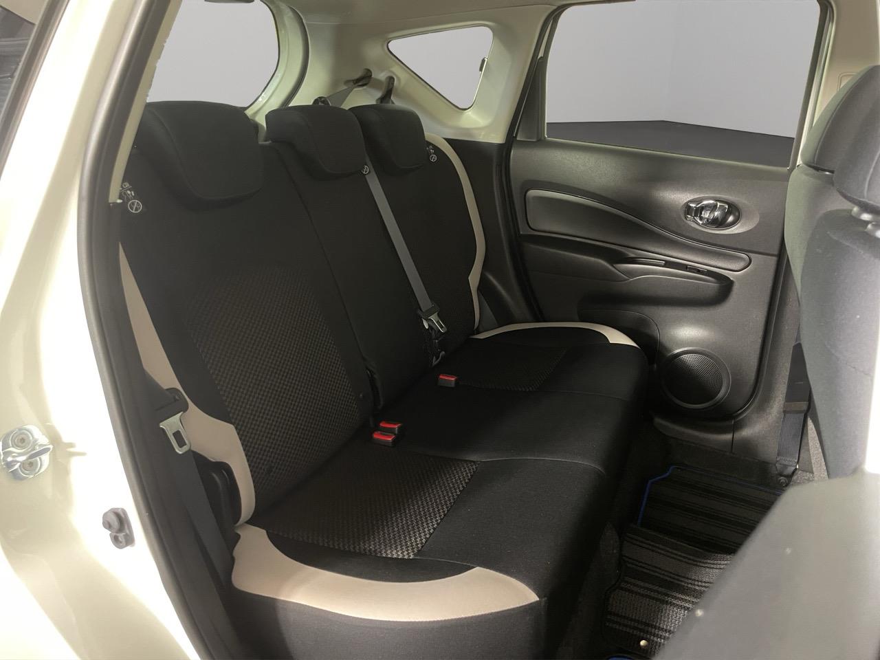 2016 Nissan Note e-power Hatchback REVERSING CAMERA + PUSH BUTTON START + AUTO LIGHTS