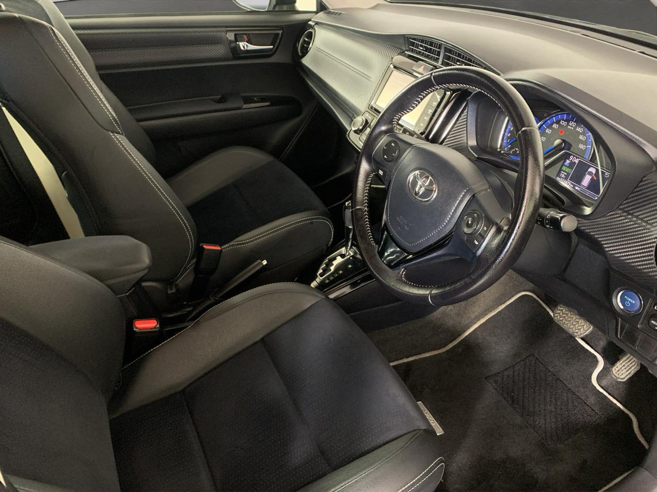 2014 Toyota Corolla Fielder Hybrid WXB Station Wagon PUSH START + REVERSING CAMERA + AUTO LIGHTS