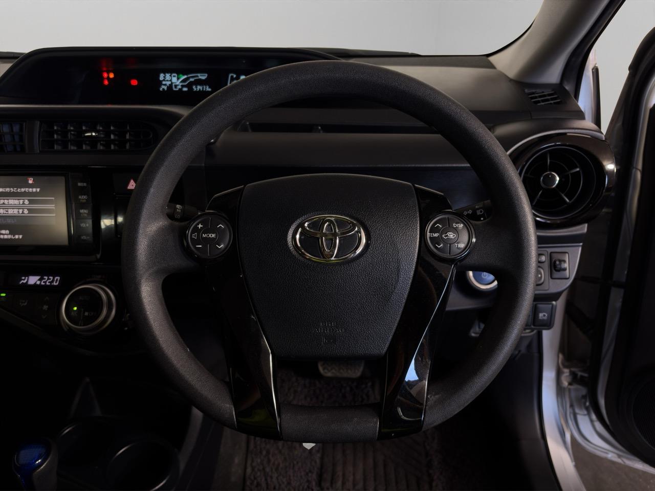 2016 Toyota Aqua Facelift Model S Hatchback LOW KM + REVERSING CAMERA + PUSH BUTTON START