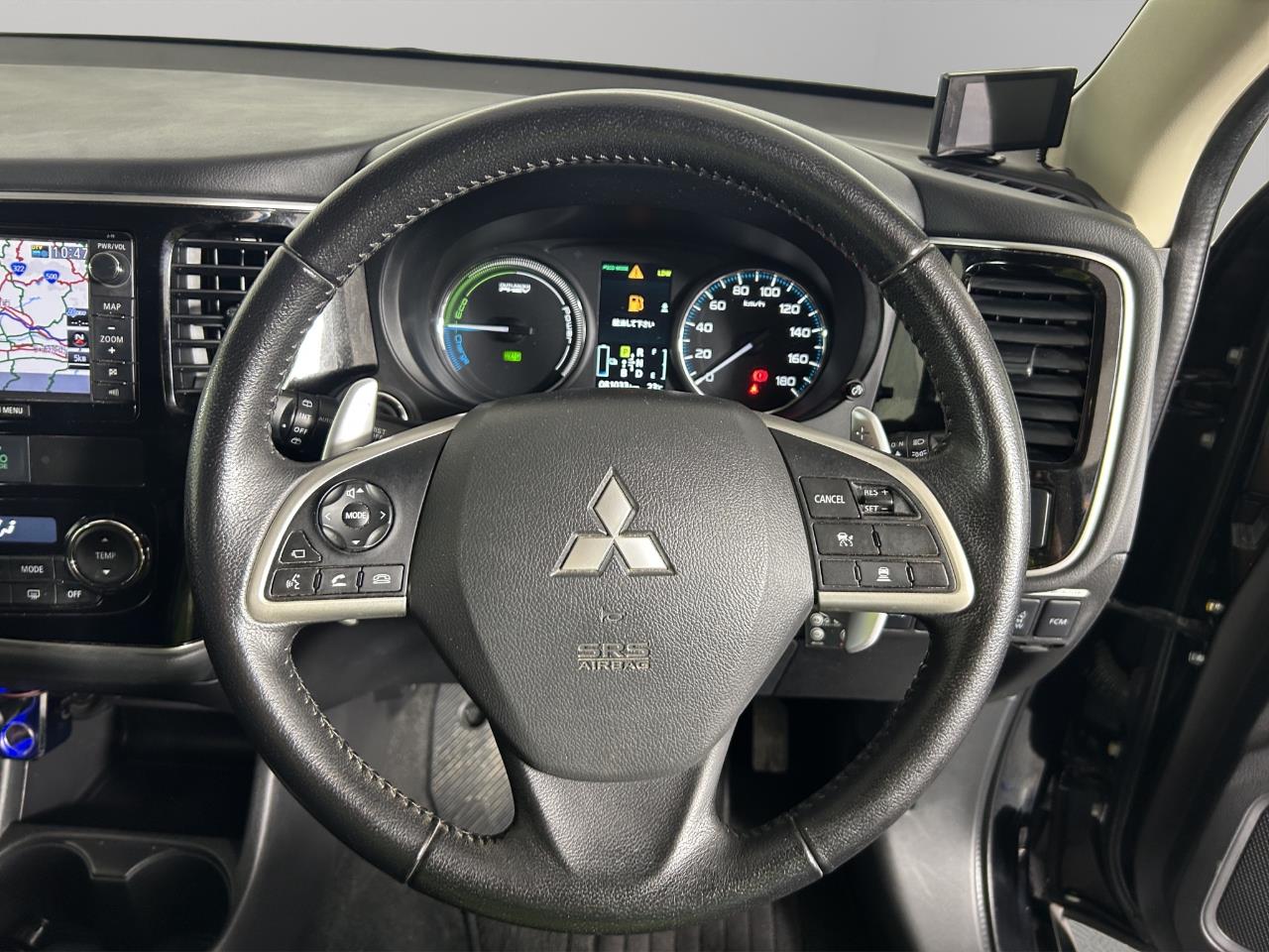 2013 Mitsubishi Outlander PHEV 4WD RV/SUV 4WD + REVERSING CAMERA + PADDLE SHIFT