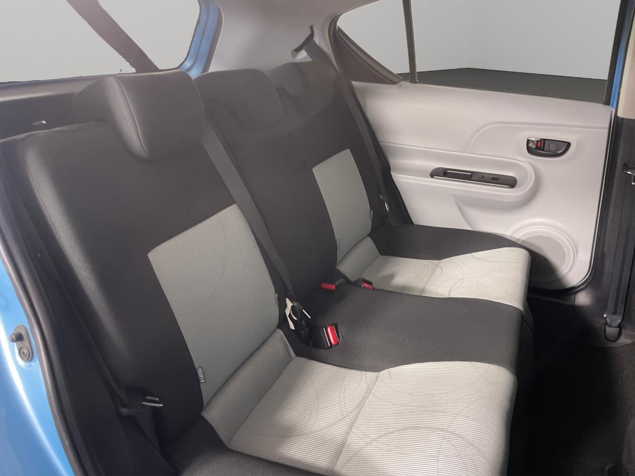 2012 Toyota Aqua S Hatchback REVERSING CAMERA + SMART KEY + AUTO LIGHTS