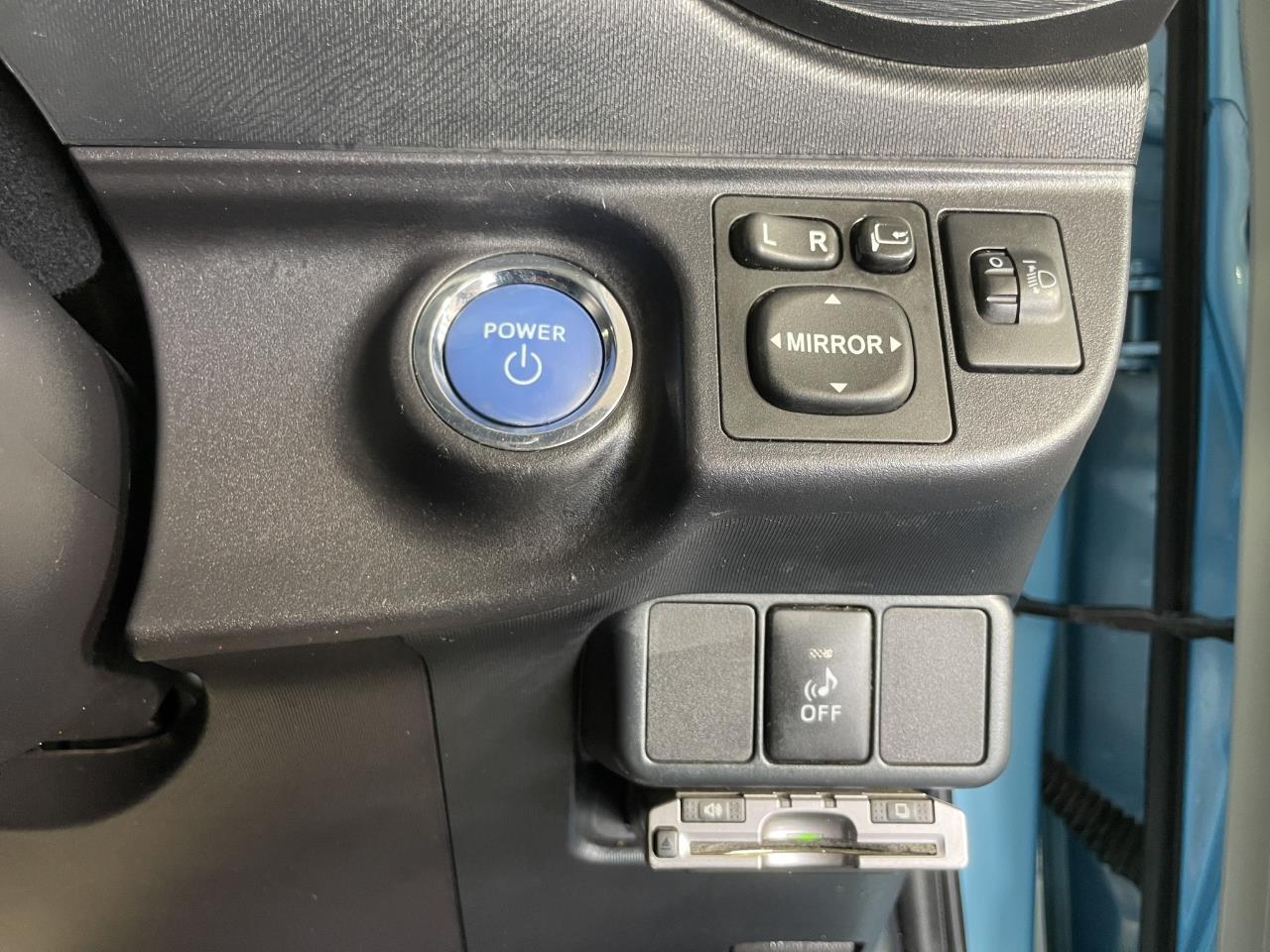 2012 Toyota Aqua S Hatchback REVERSING CAMERA + SMART KEY + AUTO LIGHTS