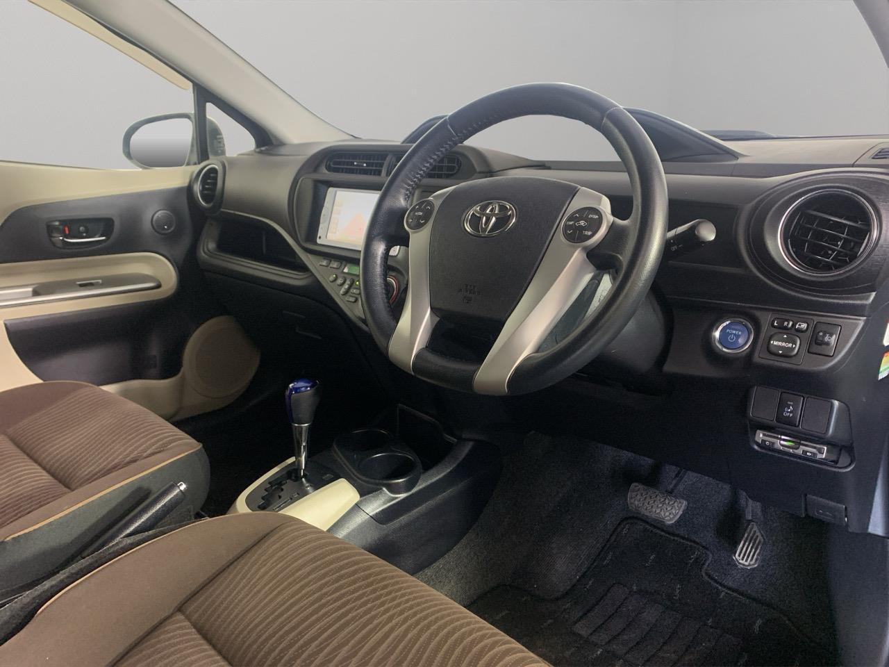 2012 Toyota Aqua G Hatchback PUSH START + REVERSING CAMERA + AUTO LIGHTS