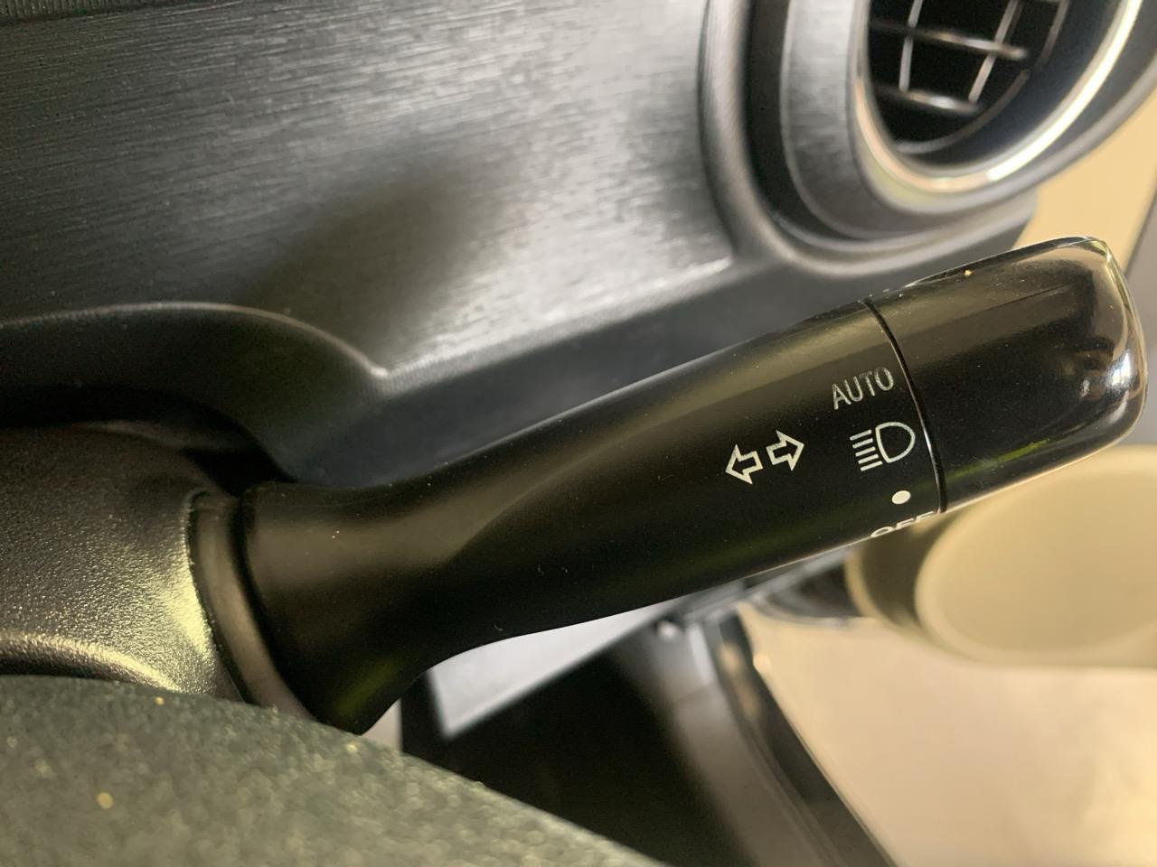 2012 Toyota Aqua G Hatchback PUSH START + REVERSING CAMERA + AUTO LIGHTS