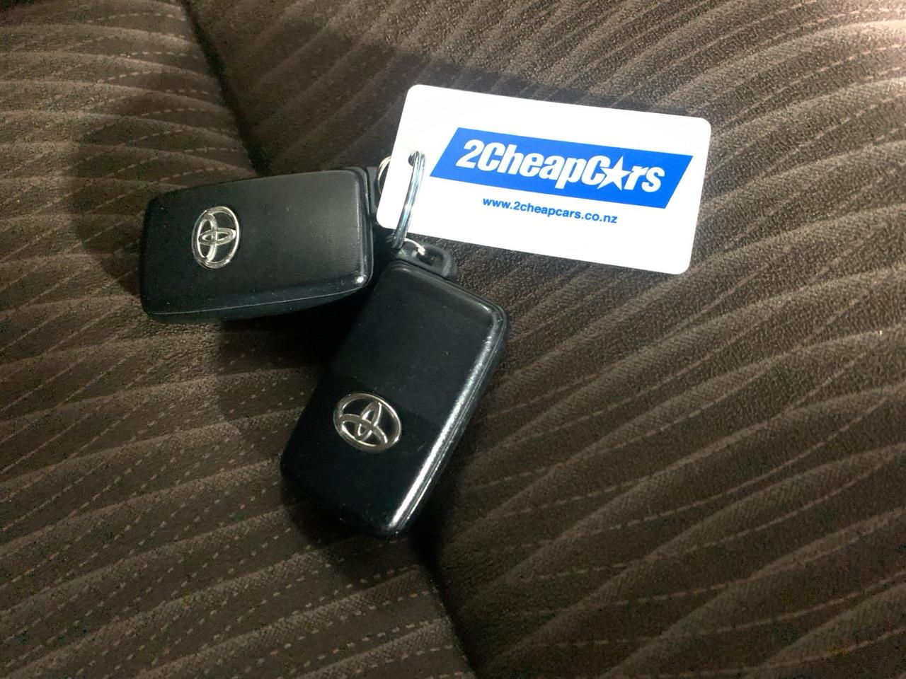 2012 Toyota Aqua G Hatchback PUSH START + REVERSING CAMERA + AUTO LIGHTS