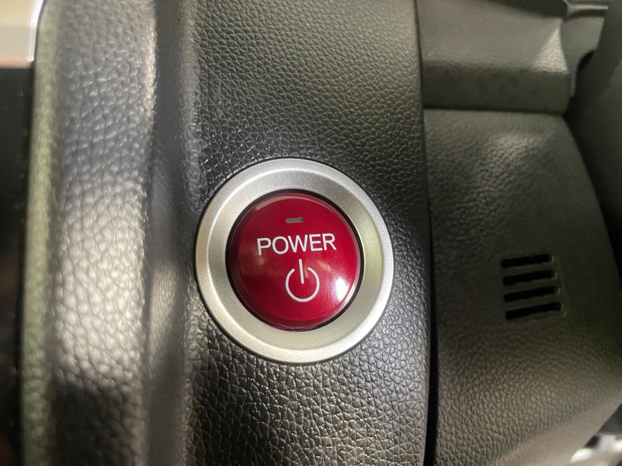 2013 Honda Fit Jazz Hybrid Hatchback PUSH START + GREAT FUEL EFFICIENCY