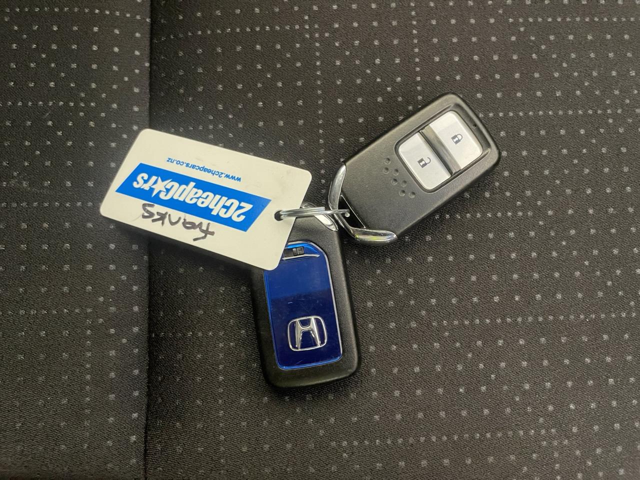 2013 Honda Fit Jazz Hybrid Hatchback PUSH START + GREAT FUEL EFFICIENCY