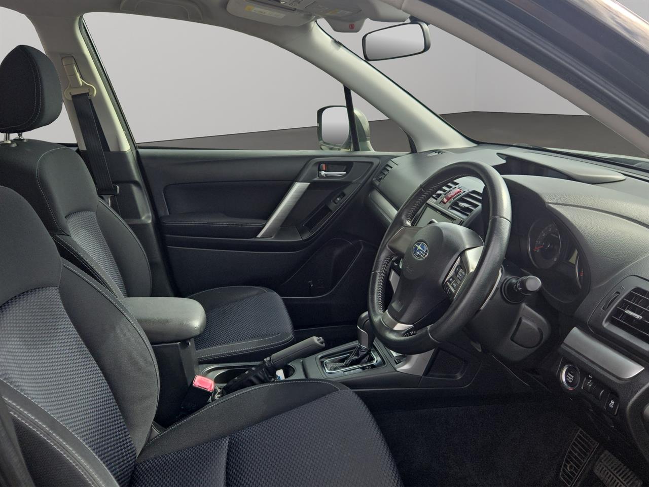 2012 Subaru Forester  Station Wagon CRUISE CONTROL + PUSH SRART + AUTO LIGHTS